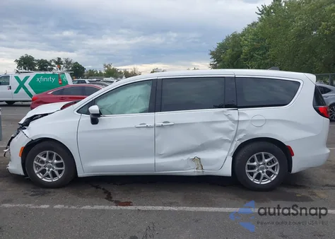 2023 Chrysler Voyager Lx из США, поврежденный, VIN 2C4RC1CG3PR522313